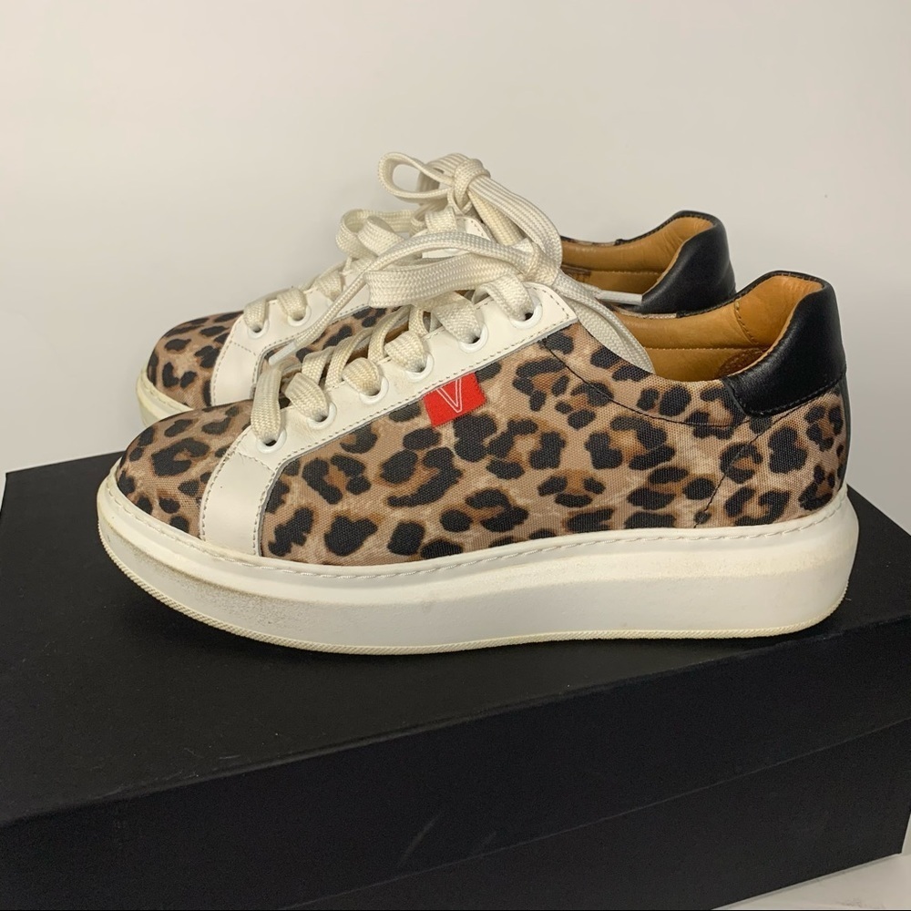 Veronica beard | daelyn leopard sneaker shoes - Picture 6 of 9
